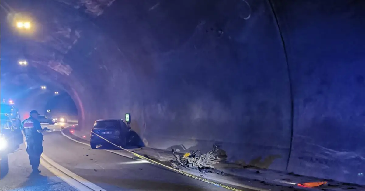 Tünelde Feci Motosiklet Kazası: 1 Can Kaybı, 2 Yaralı