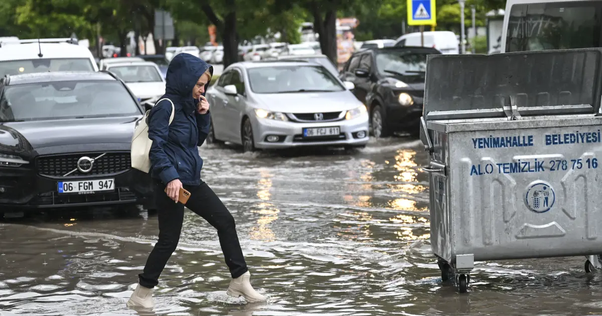 İstanbul ve Ankara’yı Buz Kesti: Yaz Sıcağında Kış Gerçekliği!