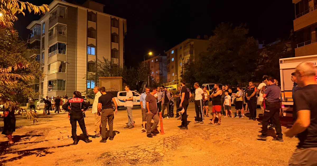 Toprak Kayması Tehlikesi: 5 Katlı Bina Acilen Tahliye Edildi!