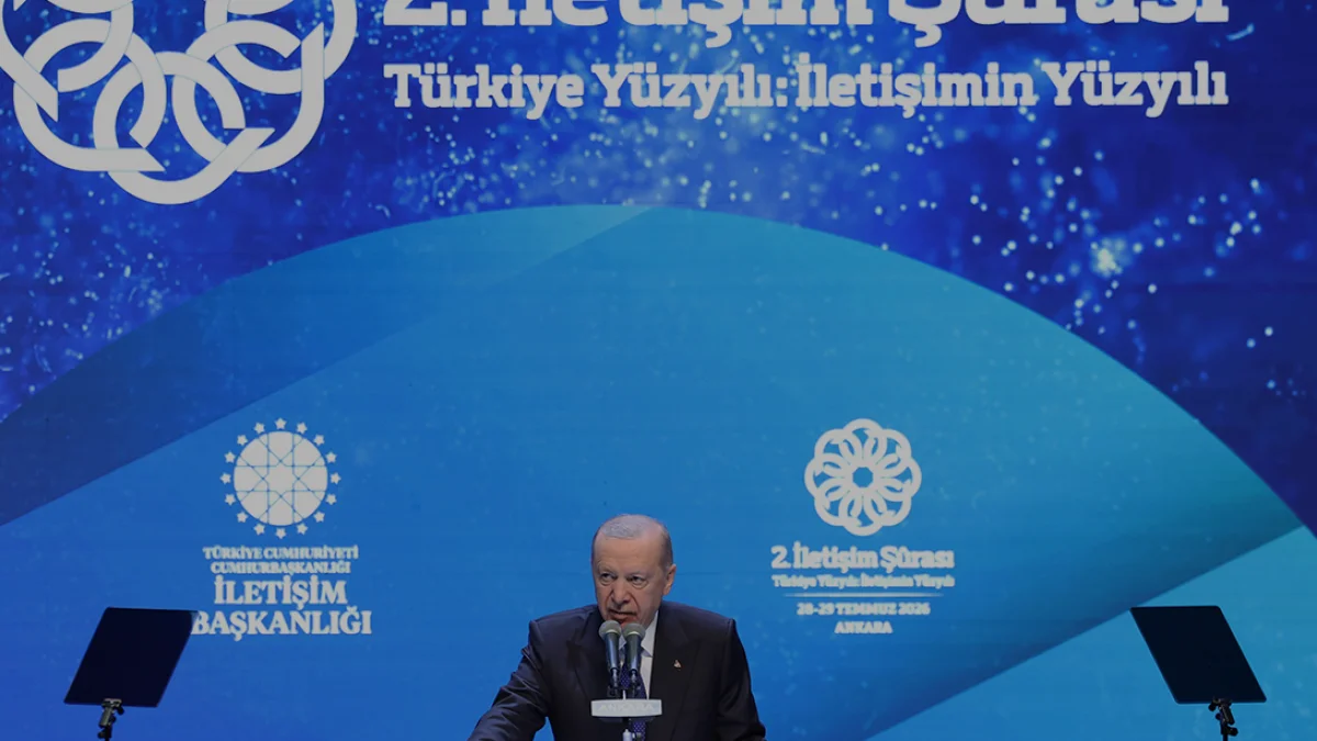 Cumhurbaşkanı Erdoğan Dezenformasyonla Mücadeleyi Millî Güvenlik Meselesi İlan Etti