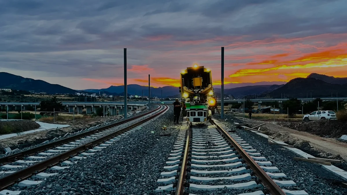 Osmaneli Bursa Hızlı Tren Hattında Test Sürüşlerine Geçiliyor