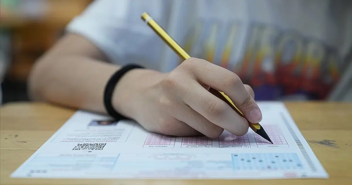 YKS Yerleştirme Sonuçları Açıklandı: Öğrenciler Heyecanla Sonuçlarını Bekliyor!