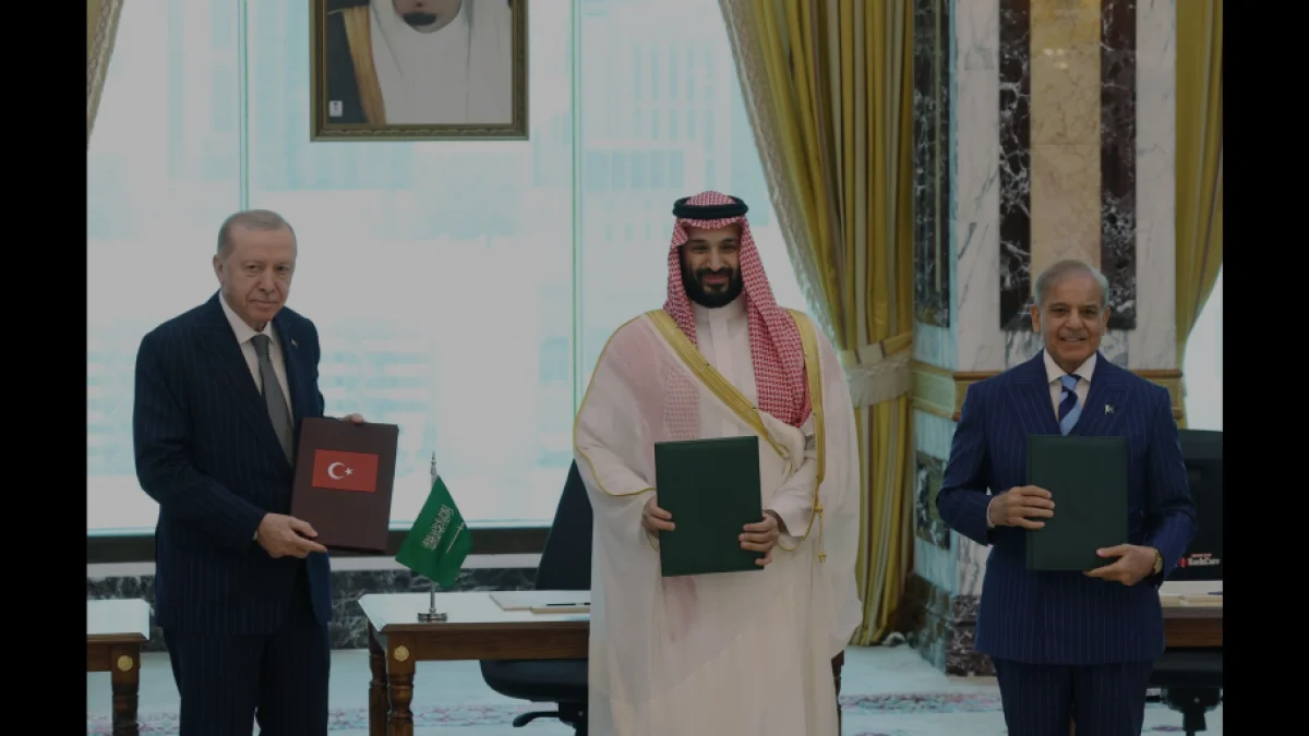 Türkiye Suudi Arabistan ve Pakistan arasında Ortak Savunma Anlaşması