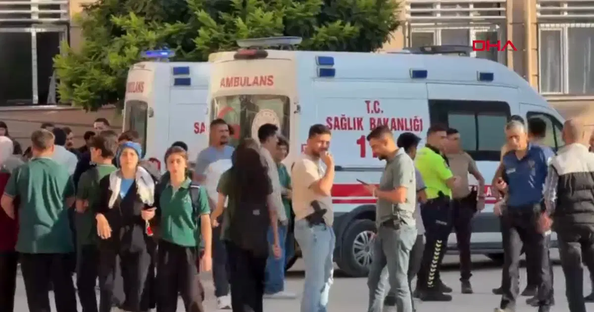 Manisa Turgutlu’da Okul Önünde Kan Donduran Silahlı Saldırı!