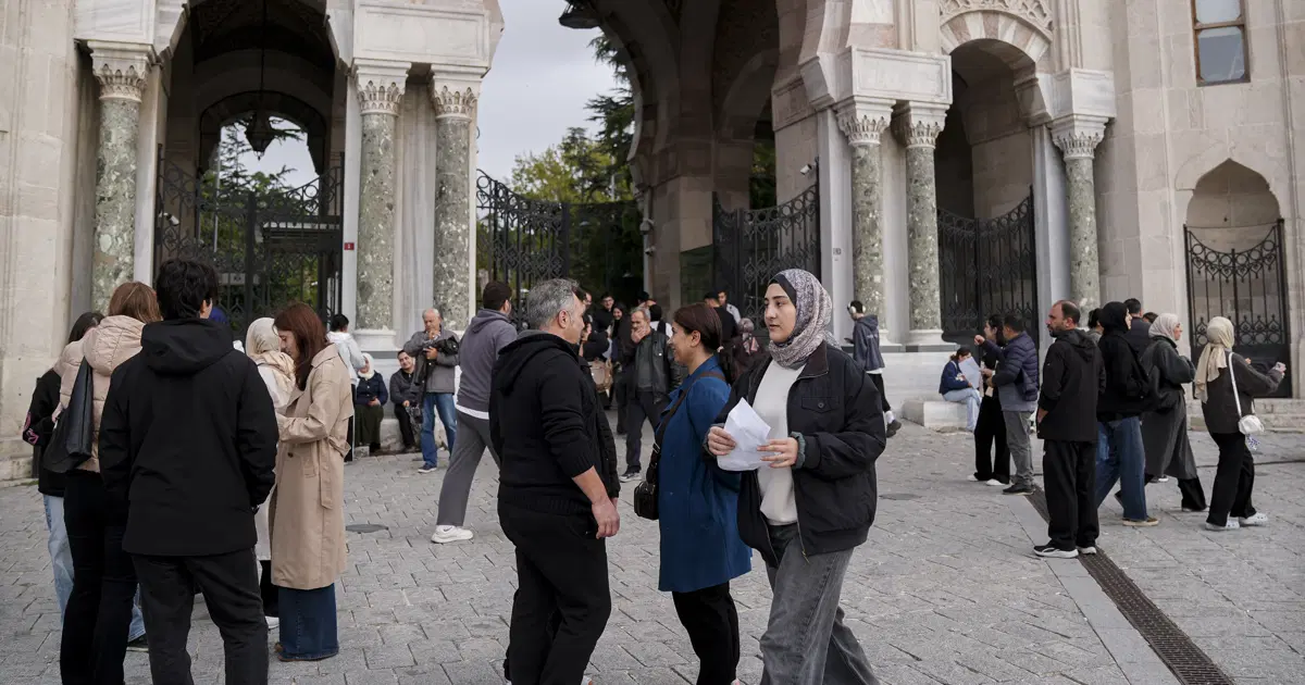 KPSS Ortaöğretim Sınavı Başladı: Milyonlarca Aday Heyecanla Yarışta!