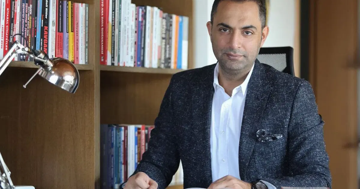 Gazeteci Murat Ağırel Gözaltına Alındı: Medya Dünyasında Şok Dalgalanması!